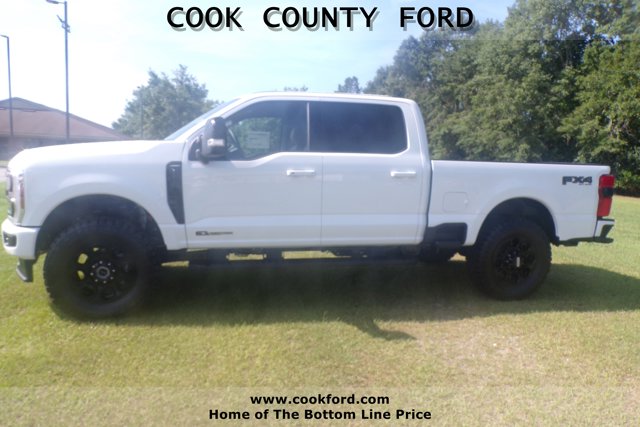 2025 Ford F-250 Lariat photo 4