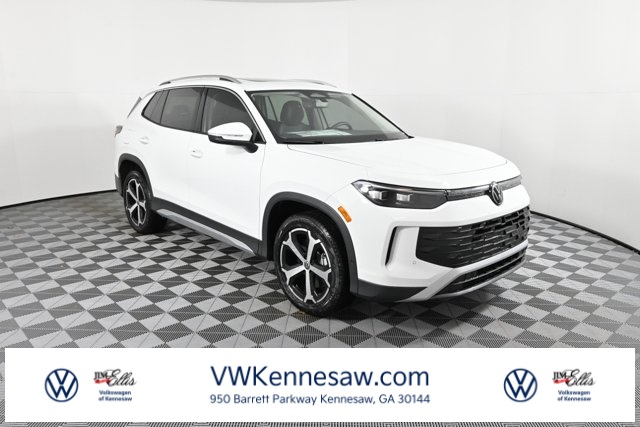 2026 Volkswagen Tiguan SE's photo