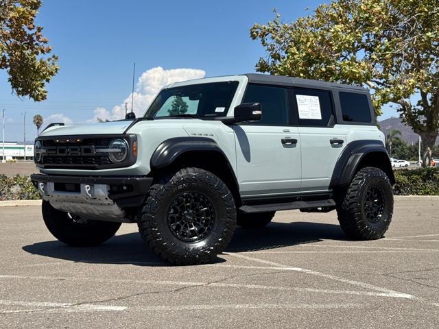 2022 Ford Bronco Raptor photo 2