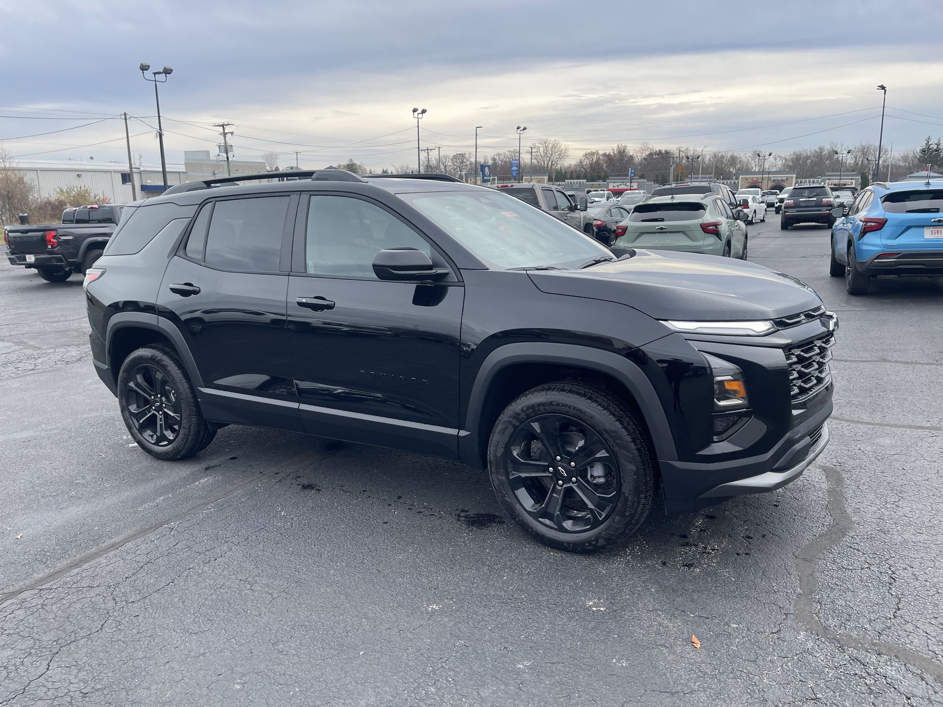 2026 Chevrolet Equinox LT photo 2