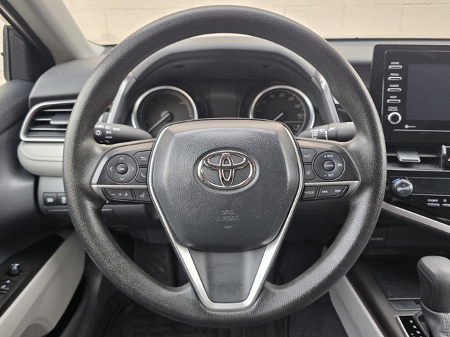 2023 Toyota Camry Hybrid LE photo 14