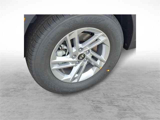 2026 Hyundai Tucson SE photo 3