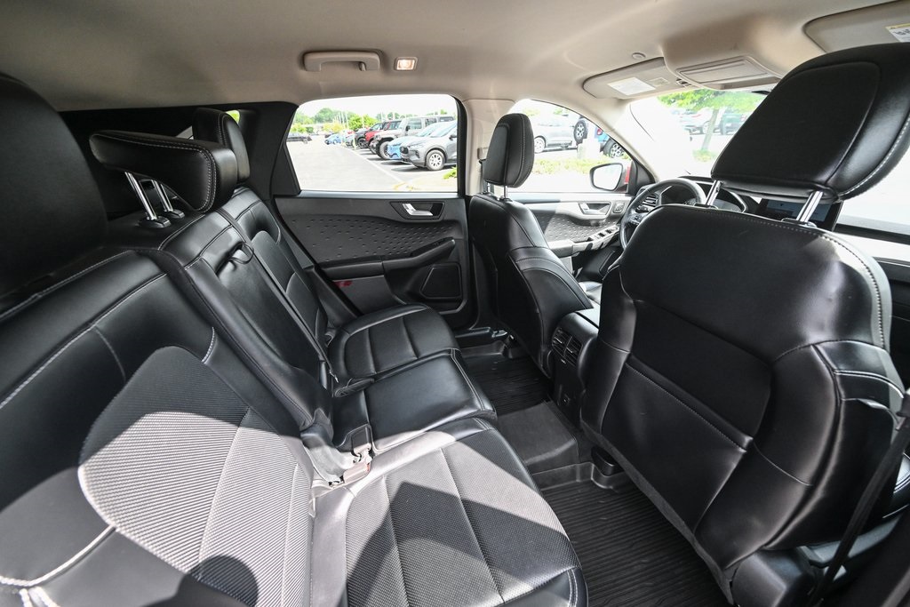 2020 Ford Escape SEL photo 19