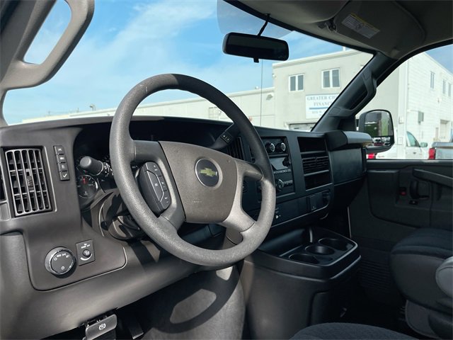 2024 Chevrolet Express 2500 Work Van Cargo photo 2