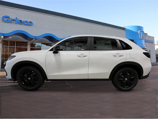 2026 Honda HR-V Sport photo 2
