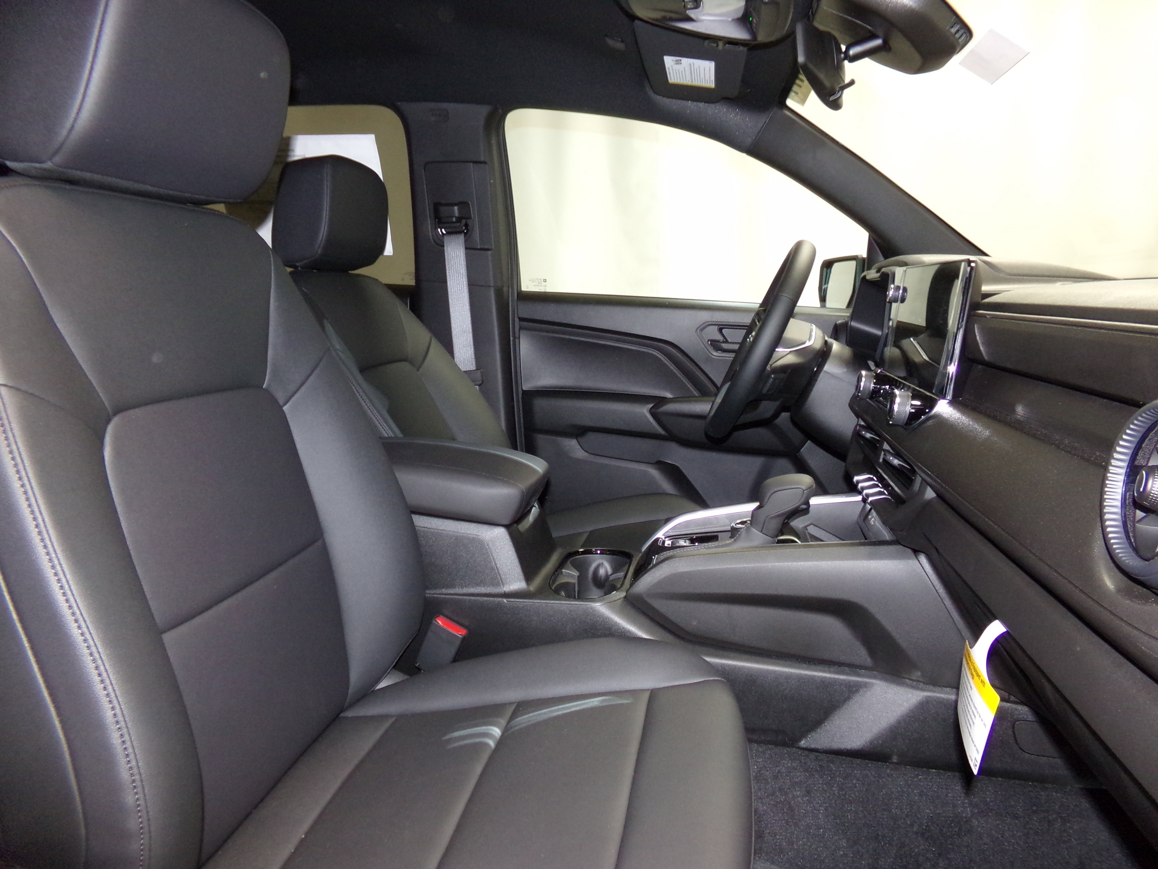 2026 Chevrolet Colorado Trail Boss photo 4