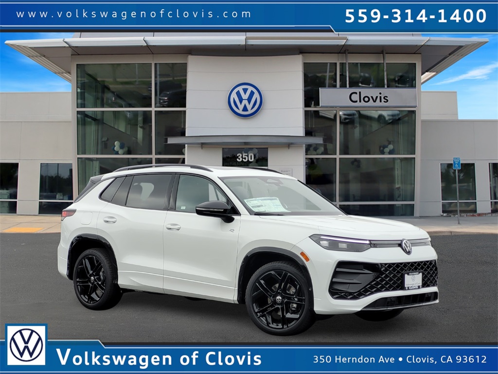 2026 Volkswagen Tiguan SE R-LINE BLACK's photo