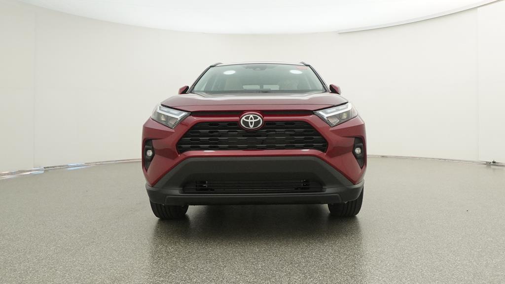 2022 Toyota RAV4 XLE Premium photo 3