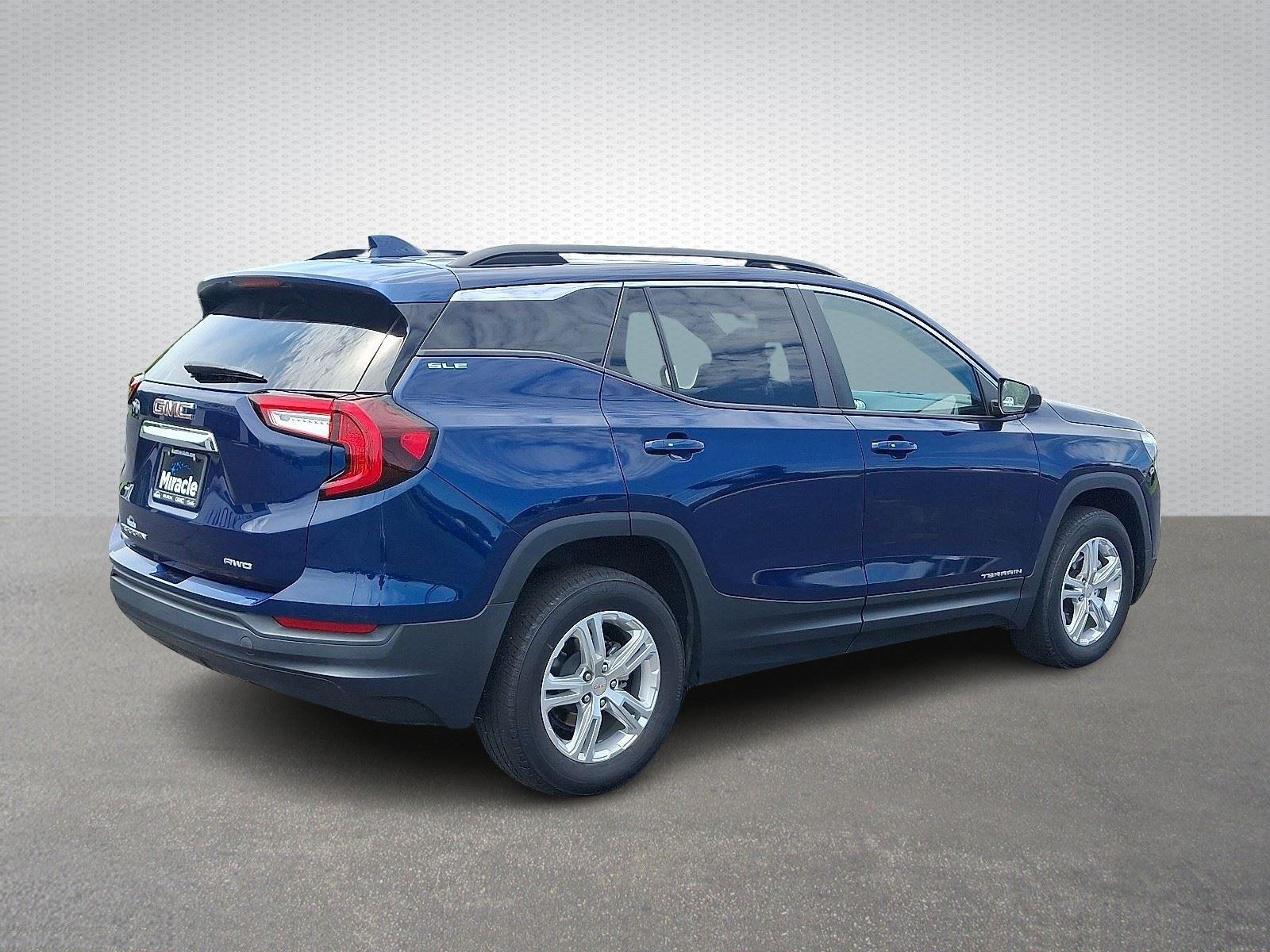 2022 Gmc Terrain SLE photo 4