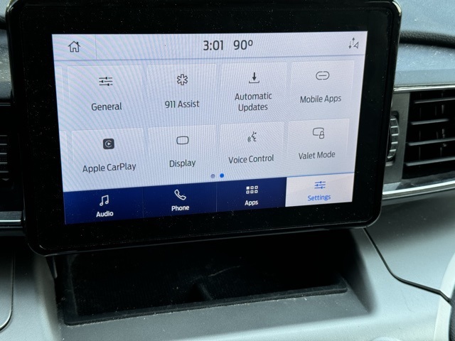 2021 Ford Explorer XLT photo 16