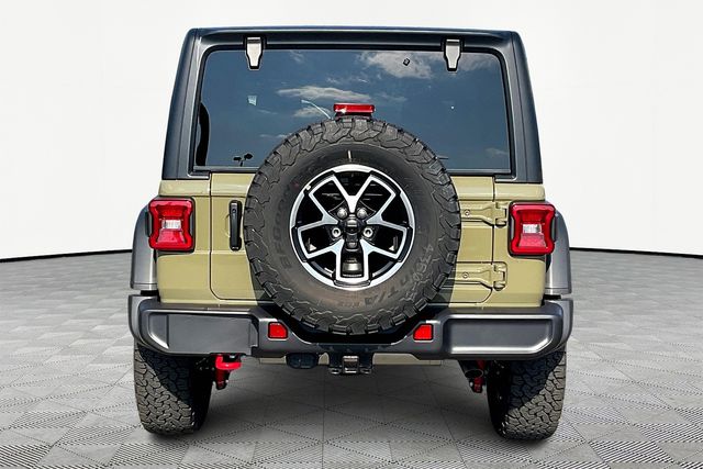 2025 Jeep Wrangler Rubicon photo 4