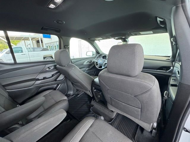2022 Chevrolet Traverse Cloth photo 25