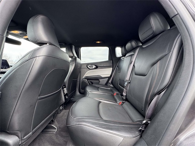 2023 Jeep Compass Limited photo 4