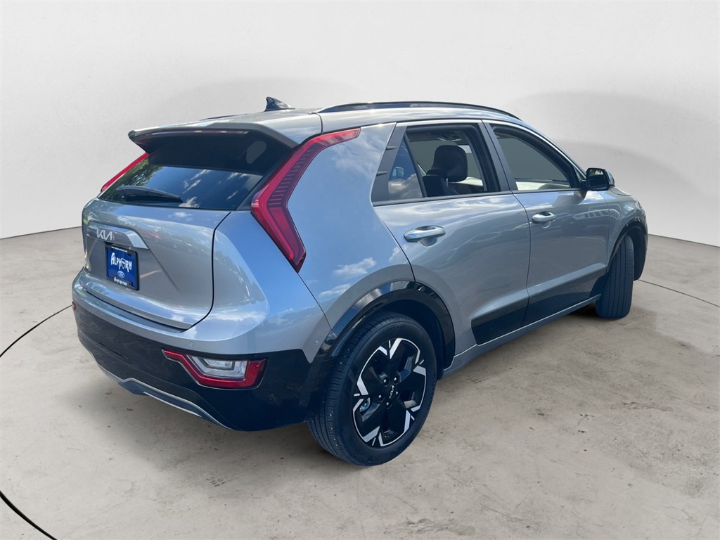 2024 Kia Niro EV Wave photo 2