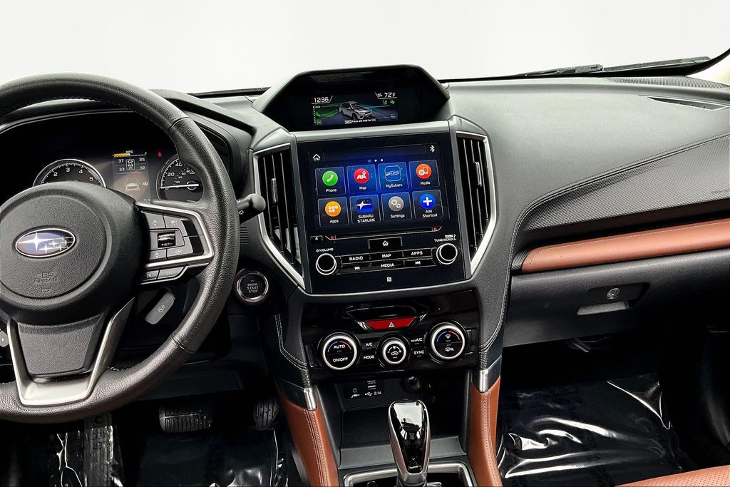 2021 Subaru Forester Touring photo 9