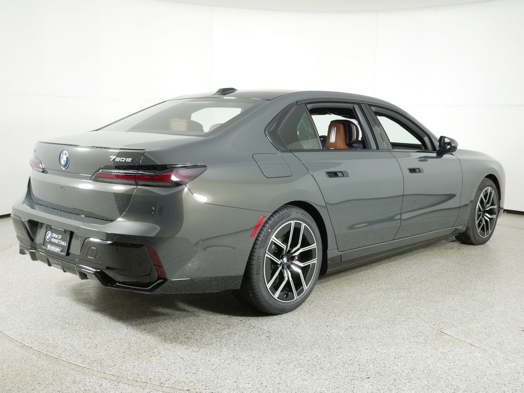 2025 Bmw 750e 750e xDrive photo 8