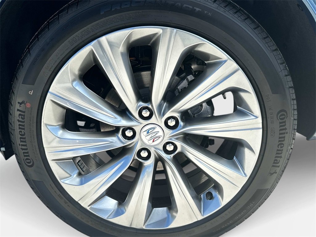 2025 Buick Envista Avenir photo 8