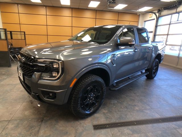 2025 Ford Ranger Lariat photo 3