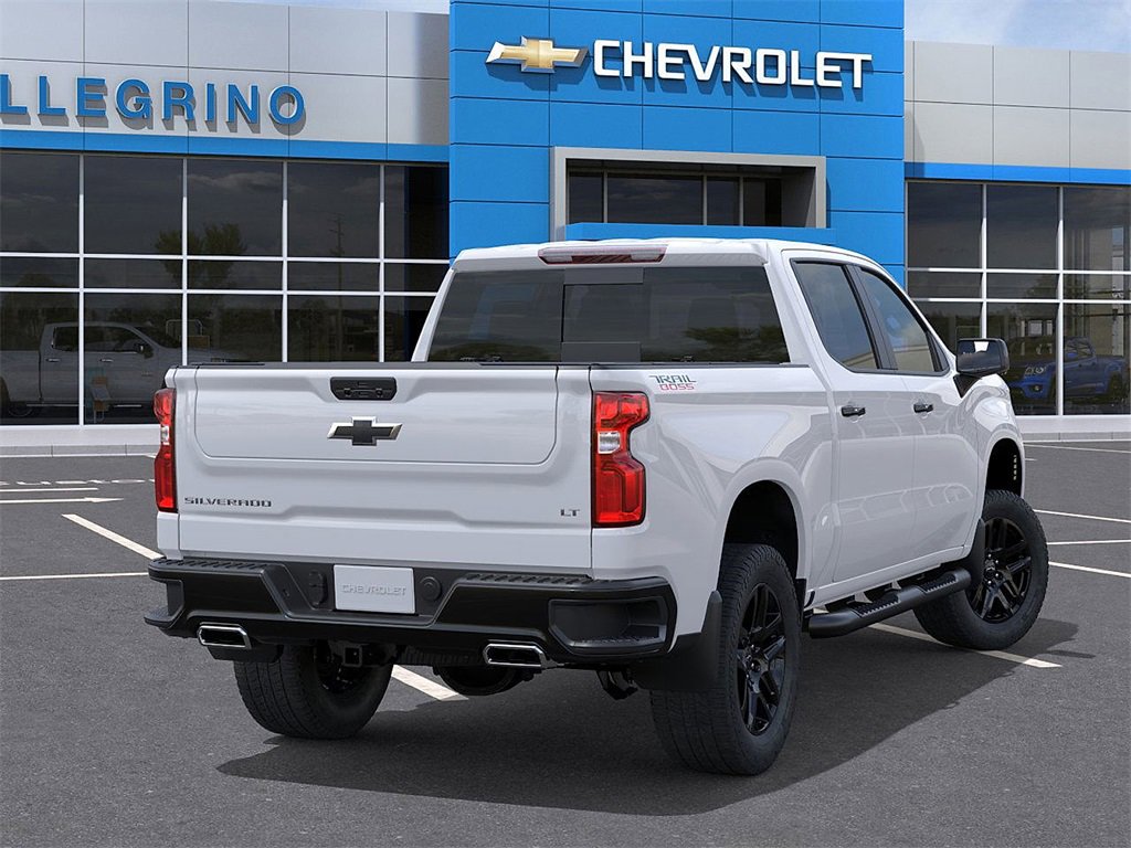 2026 Chevrolet Silverado 1500 LT Trail Boss photo 3