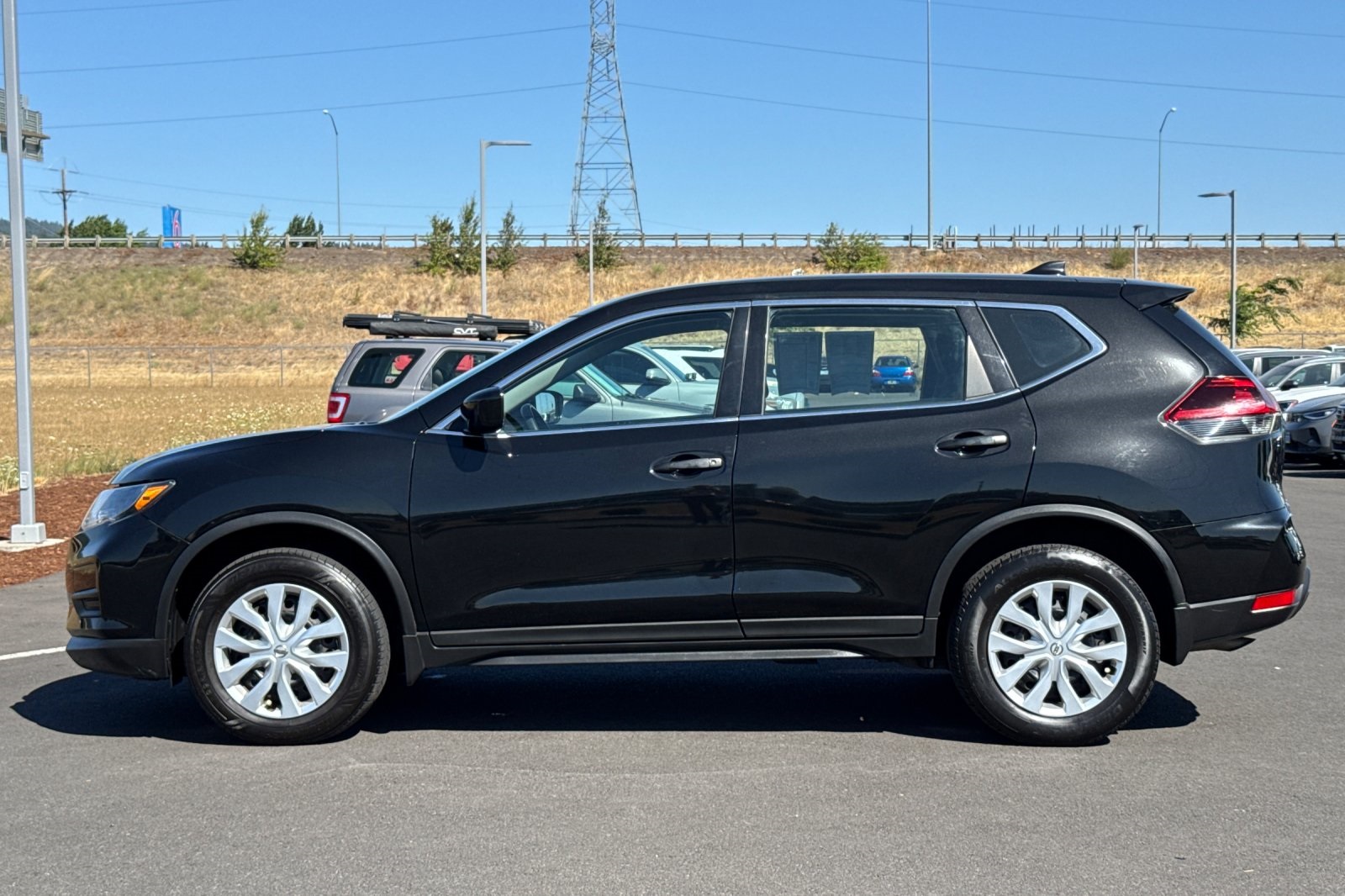 2018 Nissan Rogue S photo 4