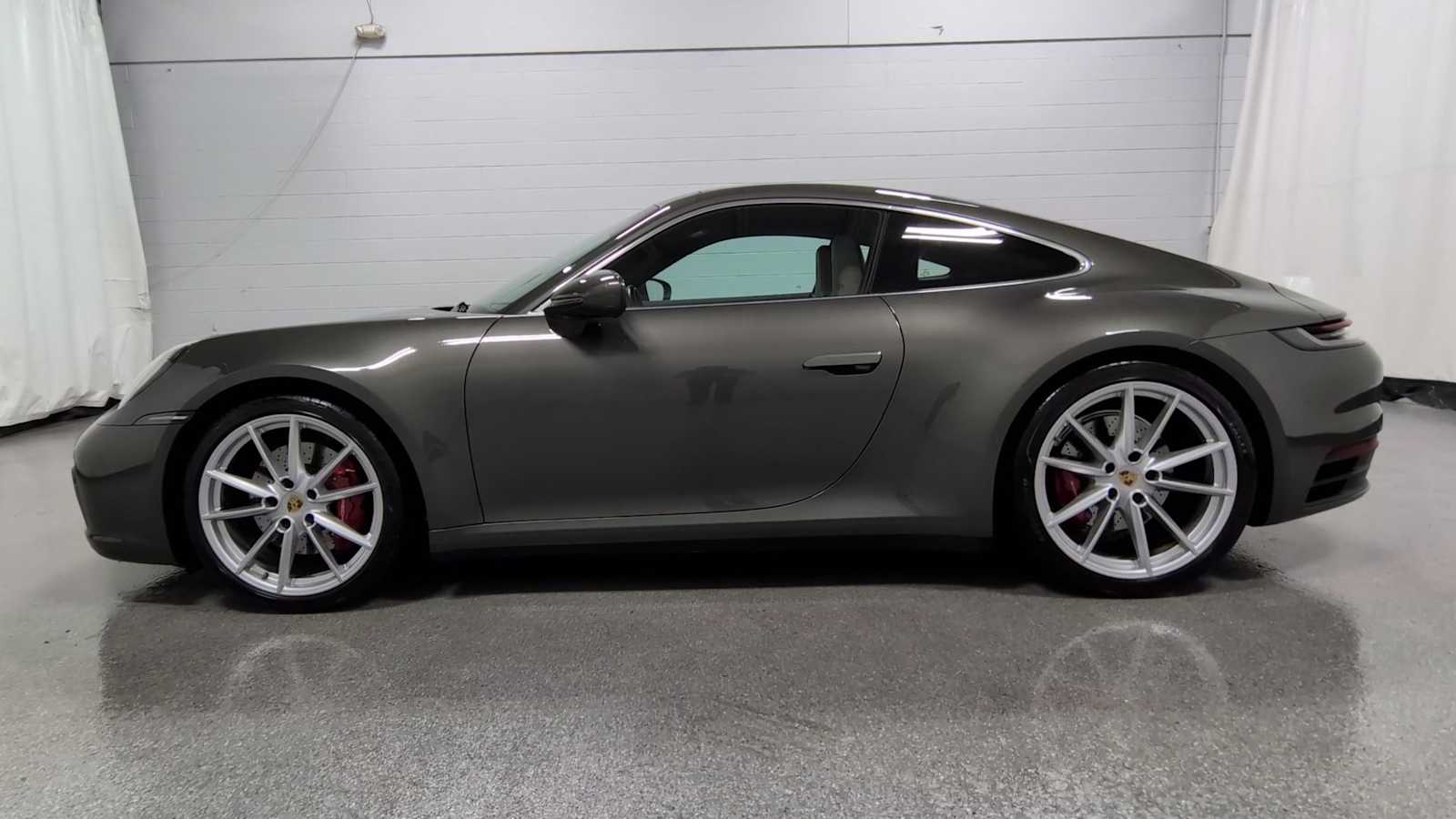 2024 Porsche 911 S photo 4