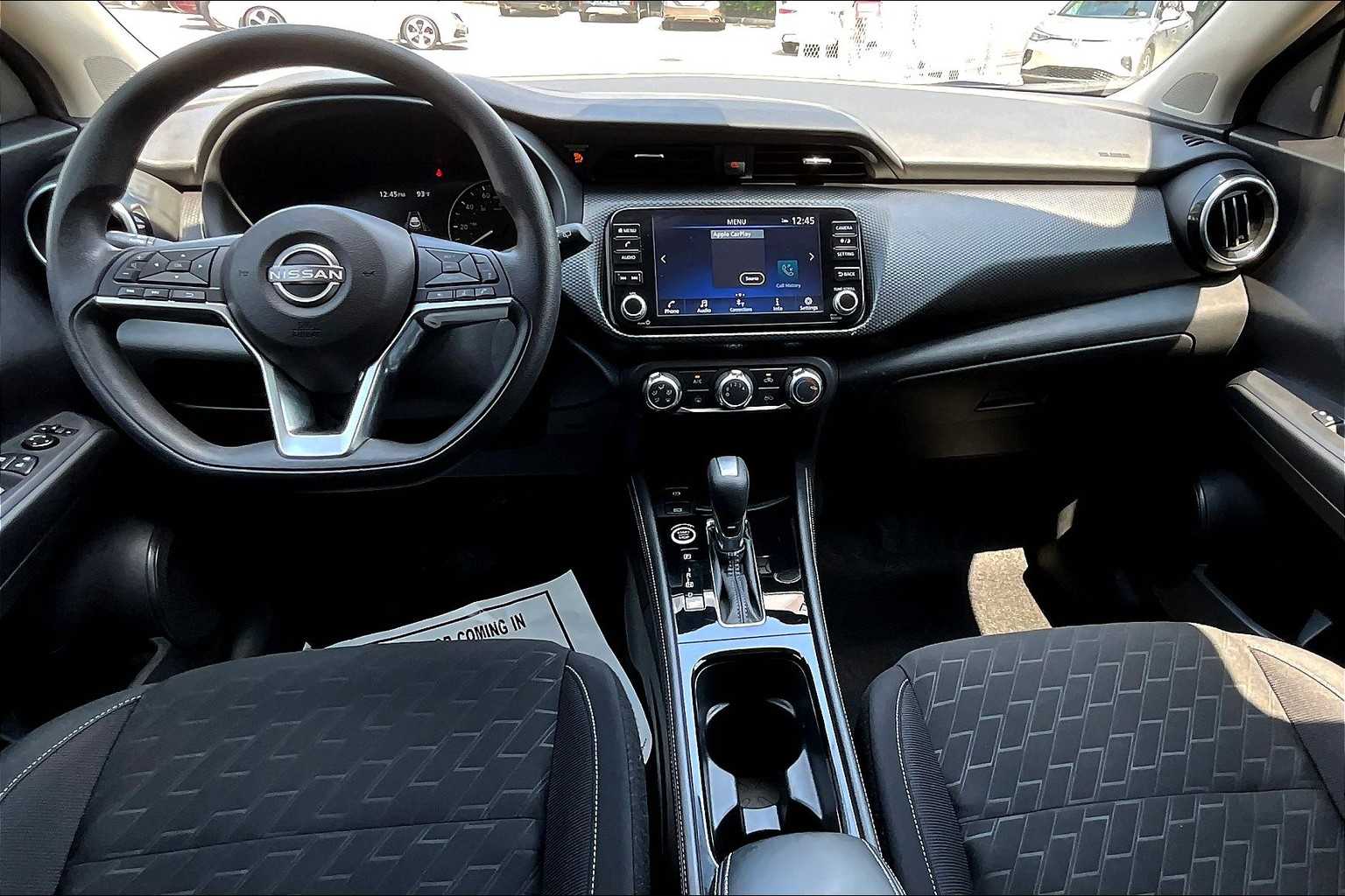 2024 Nissan Kicks SV photo 12