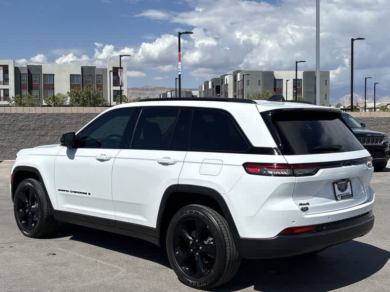 2023 Jeep Grand Cherokee Altitude photo 6