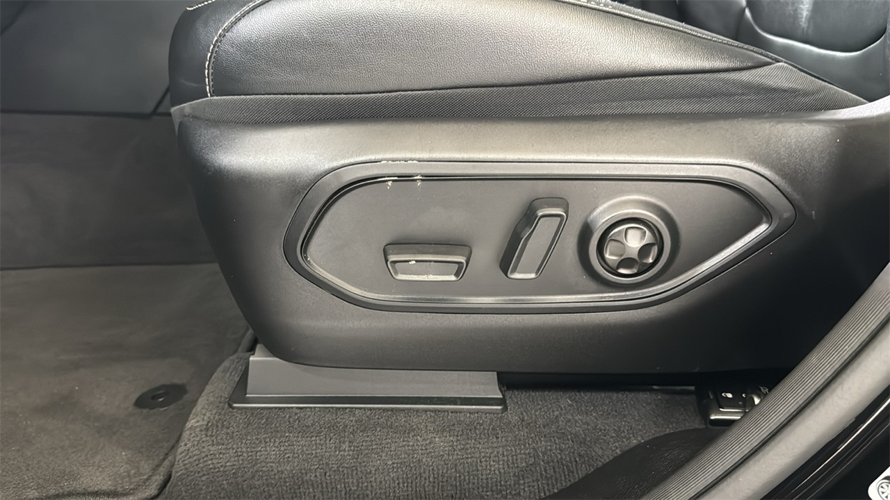 2022 Jeep Grand Cherokee Limited photo 14