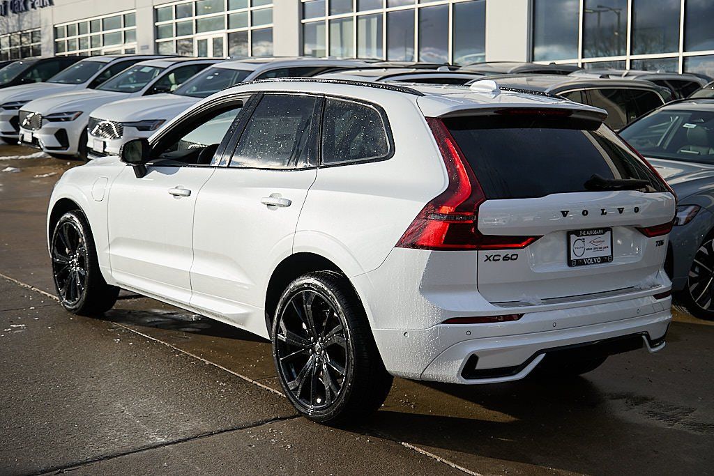 2026 VOLVO XC60 - Image 6