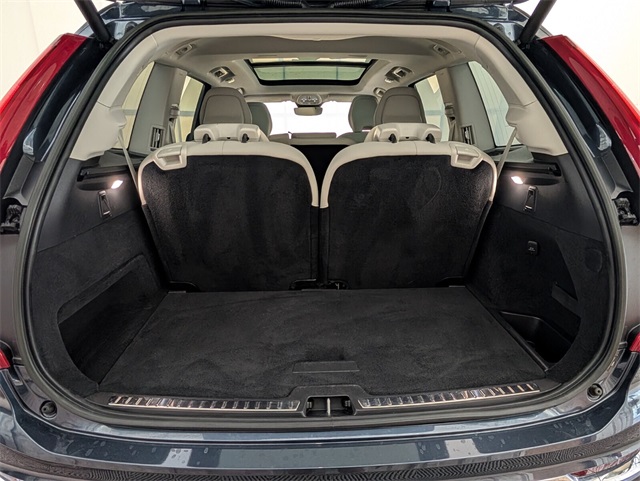 2024 Volvo XC90 B5 Plus photo 10