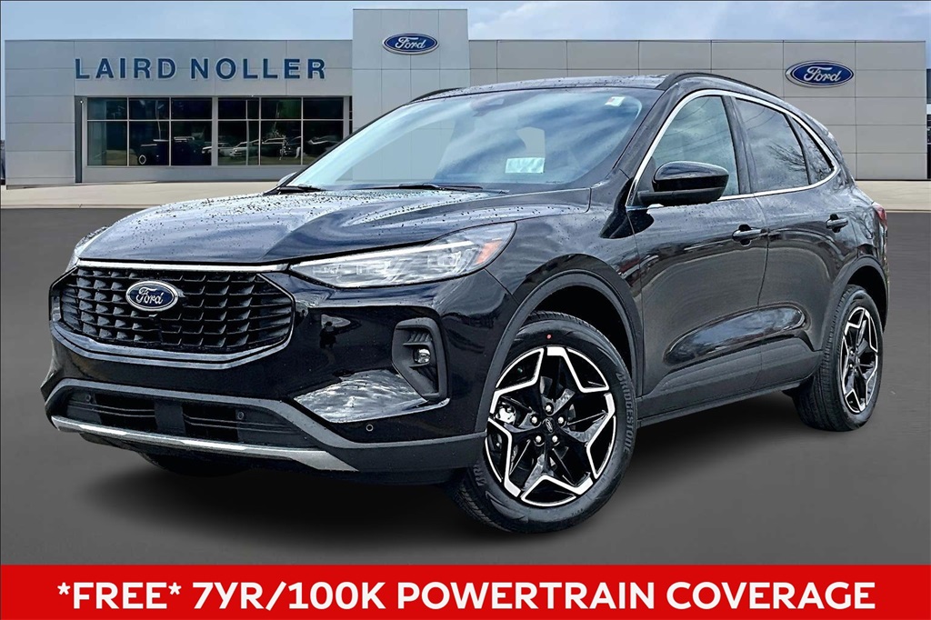 2026 Ford Escape Platinum's photo