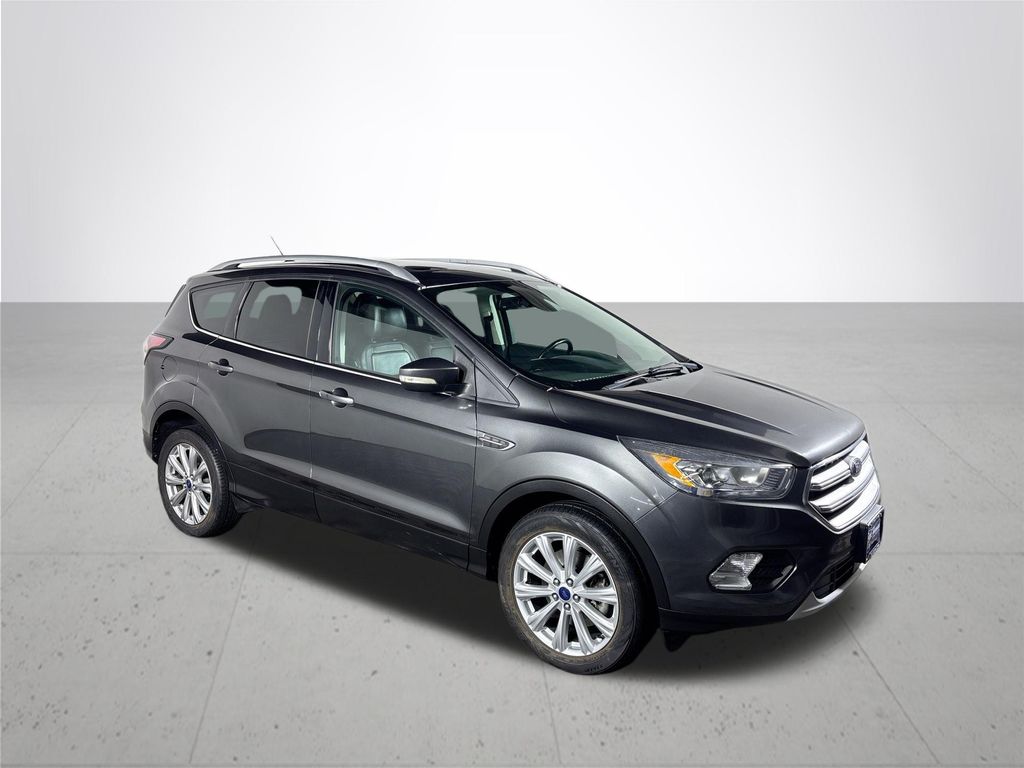 2017 Ford Escape Titanium photo 4