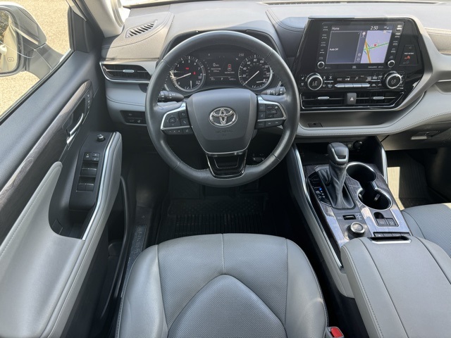 2021 Toyota Highlander Limited photo 30
