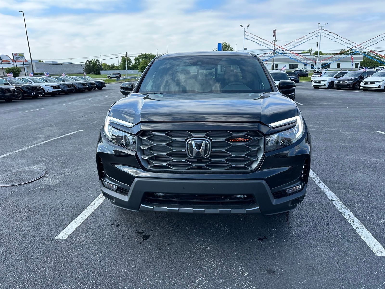 2025 Honda Ridgeline TrailSport photo 8