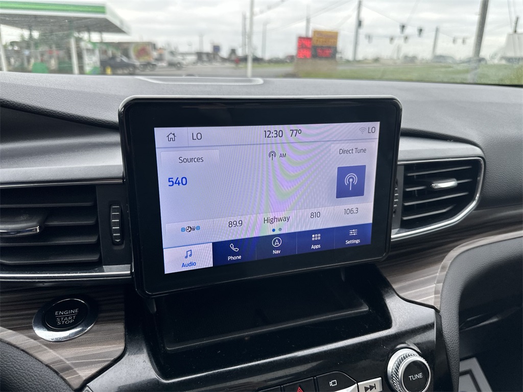 2022 Ford Explorer Limited photo 16