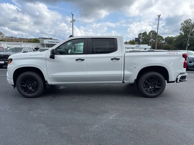 2026 Chevrolet Silverado 1500 Custom photo 13