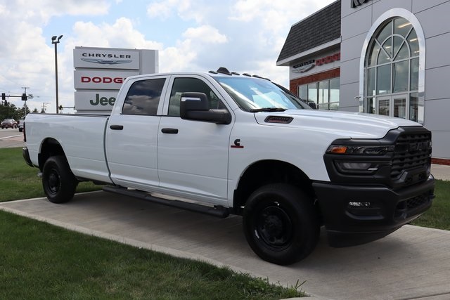 2025 Ram 2500 Tradesman photo 3