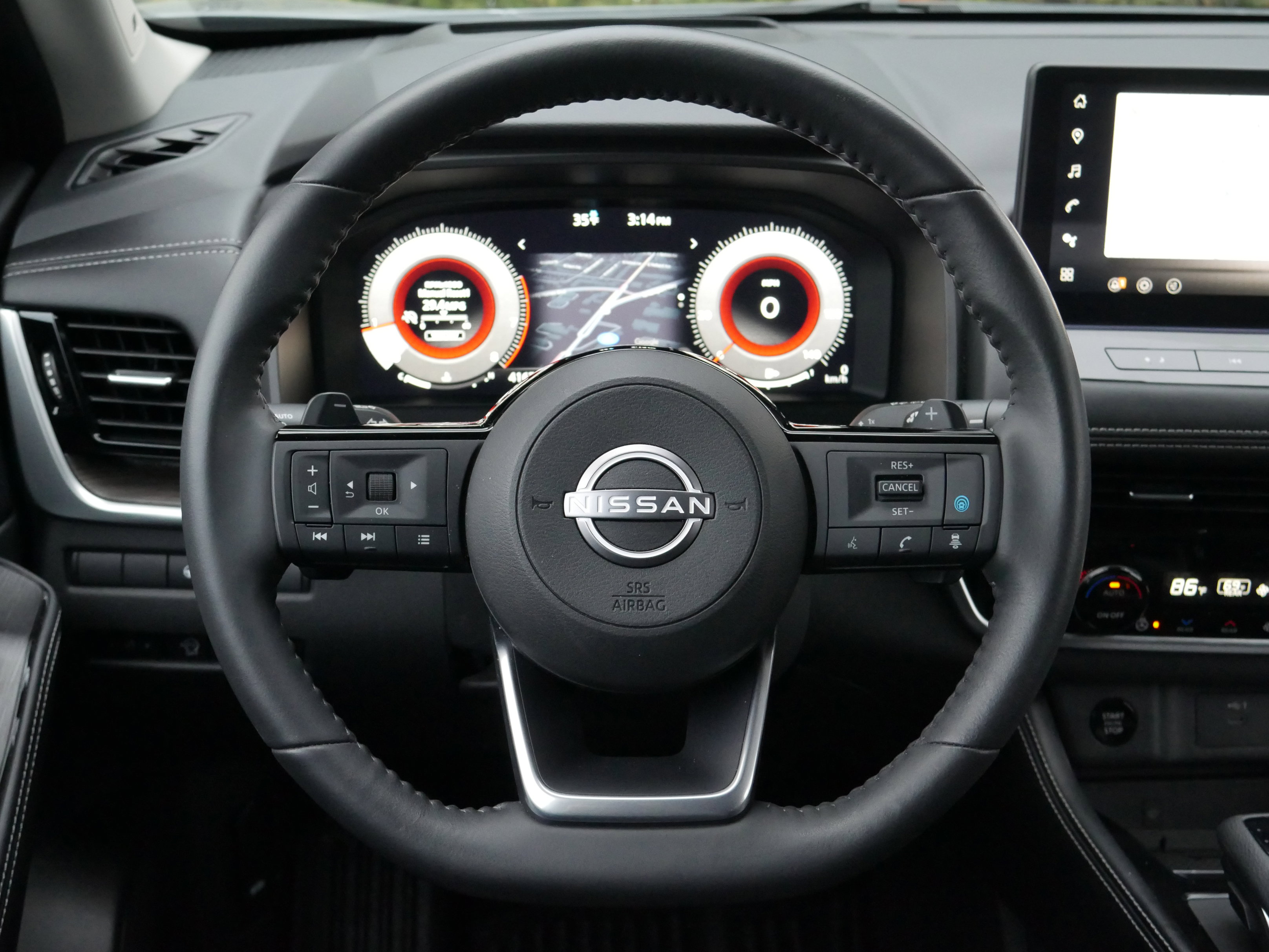 2024 Nissan Rogue Platinum photo 4