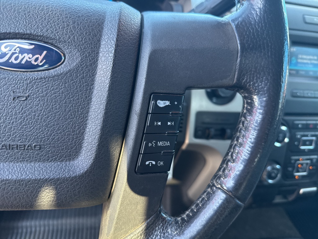2014 Ford F-150 XLT photo 19