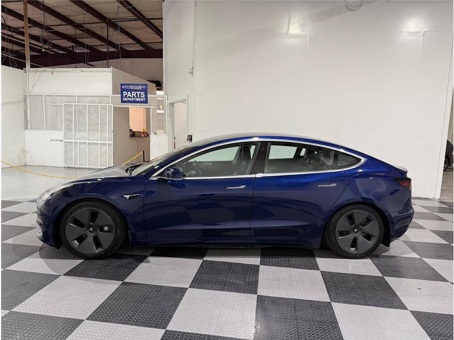 2018 Tesla Model 3 Long Range photo 8
