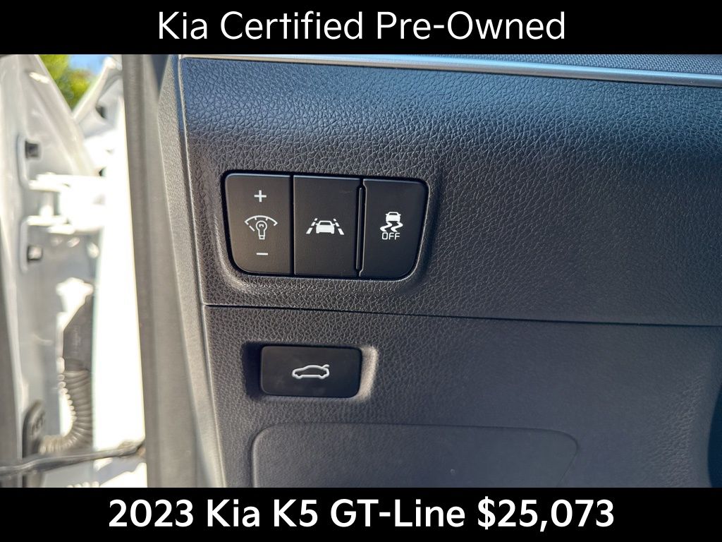 2023 Kia K5 GT-Line photo 29