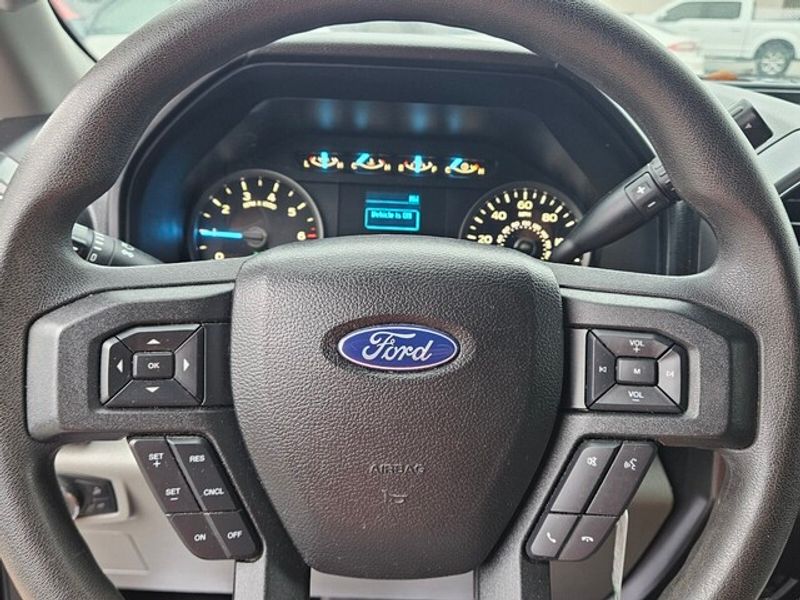 2018 Ford F-150 XLT photo 23