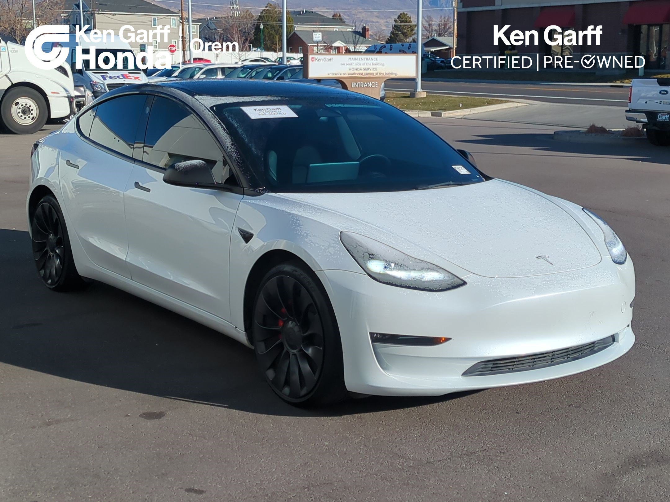 2023 Tesla Model 3 Performance's photo