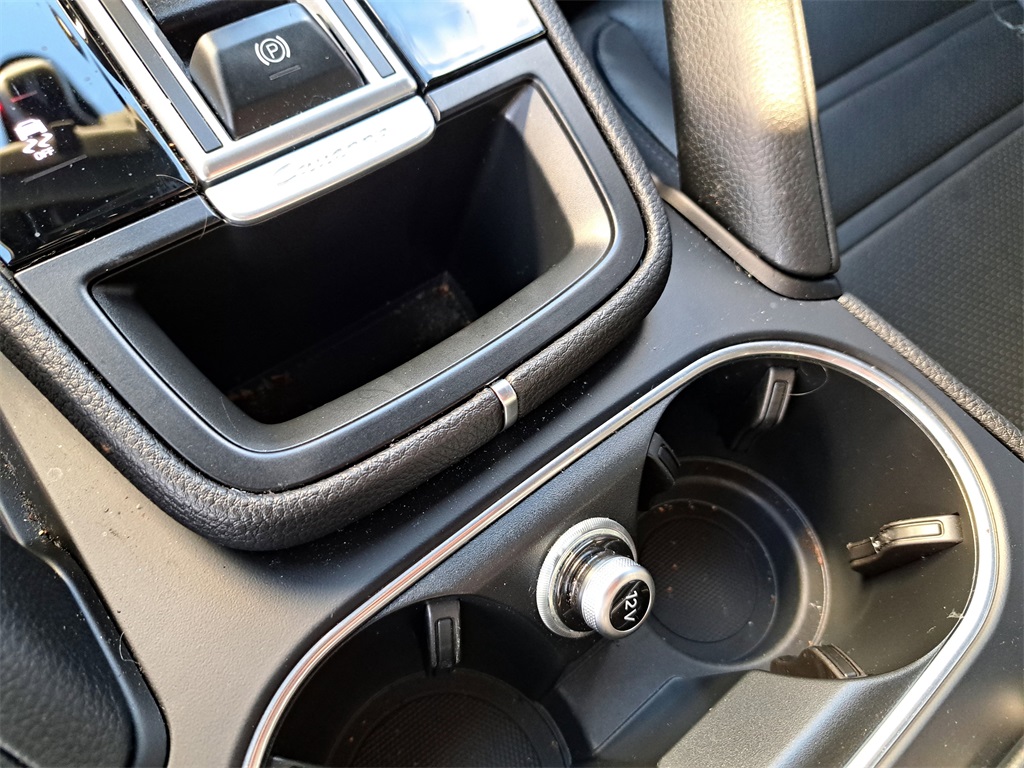 2023 Porsche Cayenne Coupe Base photo 26