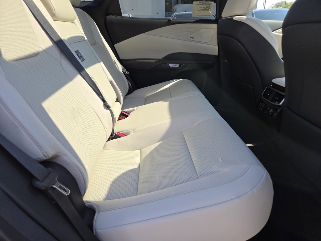 2025 Lexus RX 350 Luxury photo 5