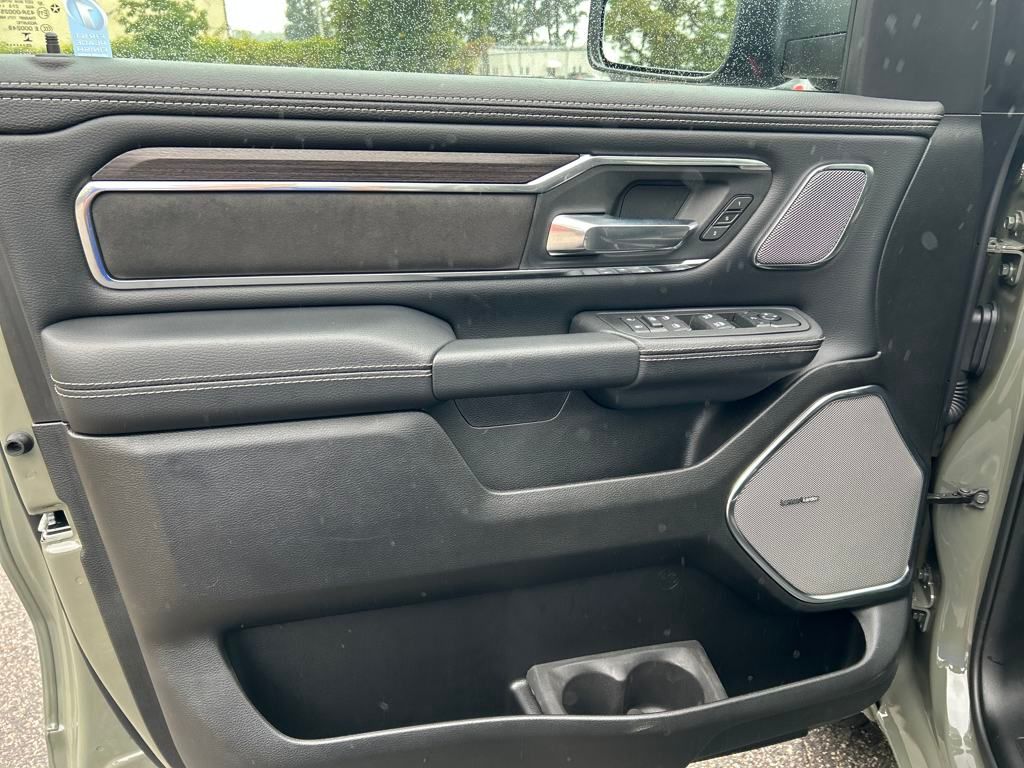 2026 Ram 1500 Laramie photo 9