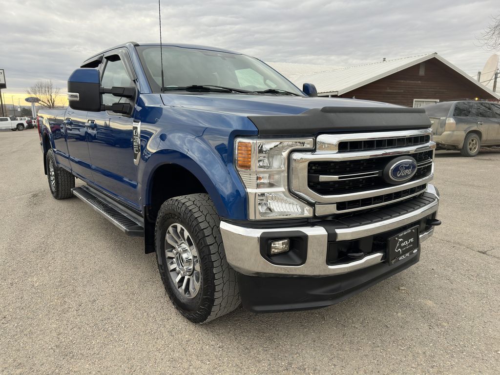 2022 Ford F-350 Super Duty Lariat's photo