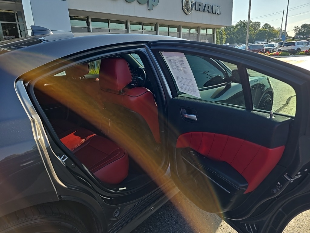 2021 Dodge Charger R/T Scat Pack photo 17