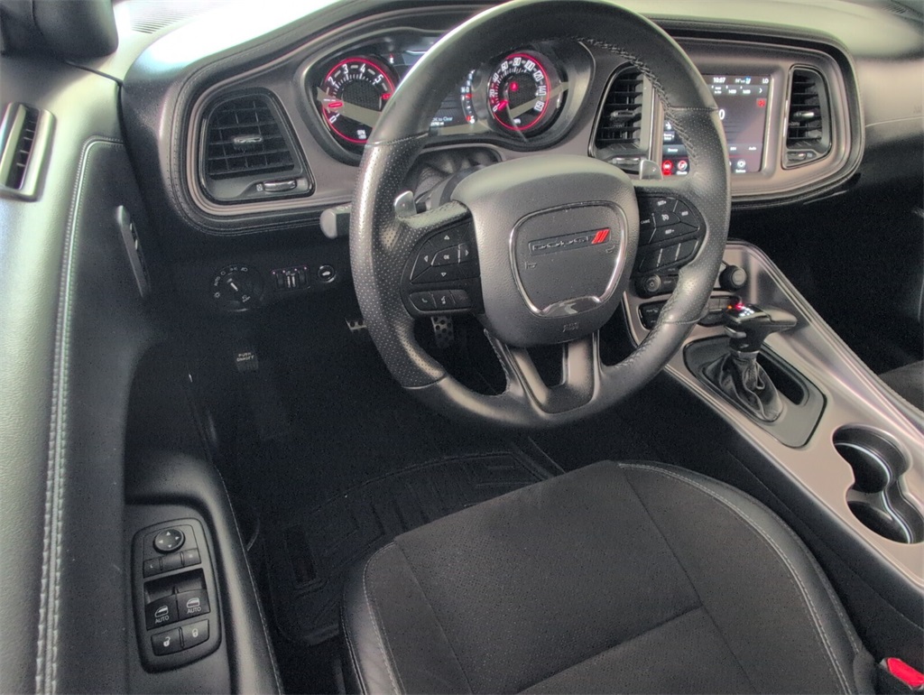 2023 Dodge Challenger R/T photo 6