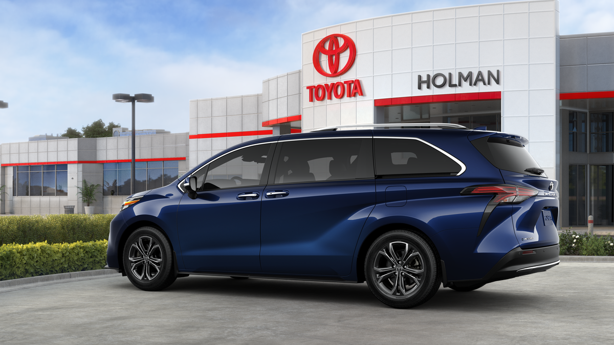 2025 Toyota Sienna Platinum photo 5